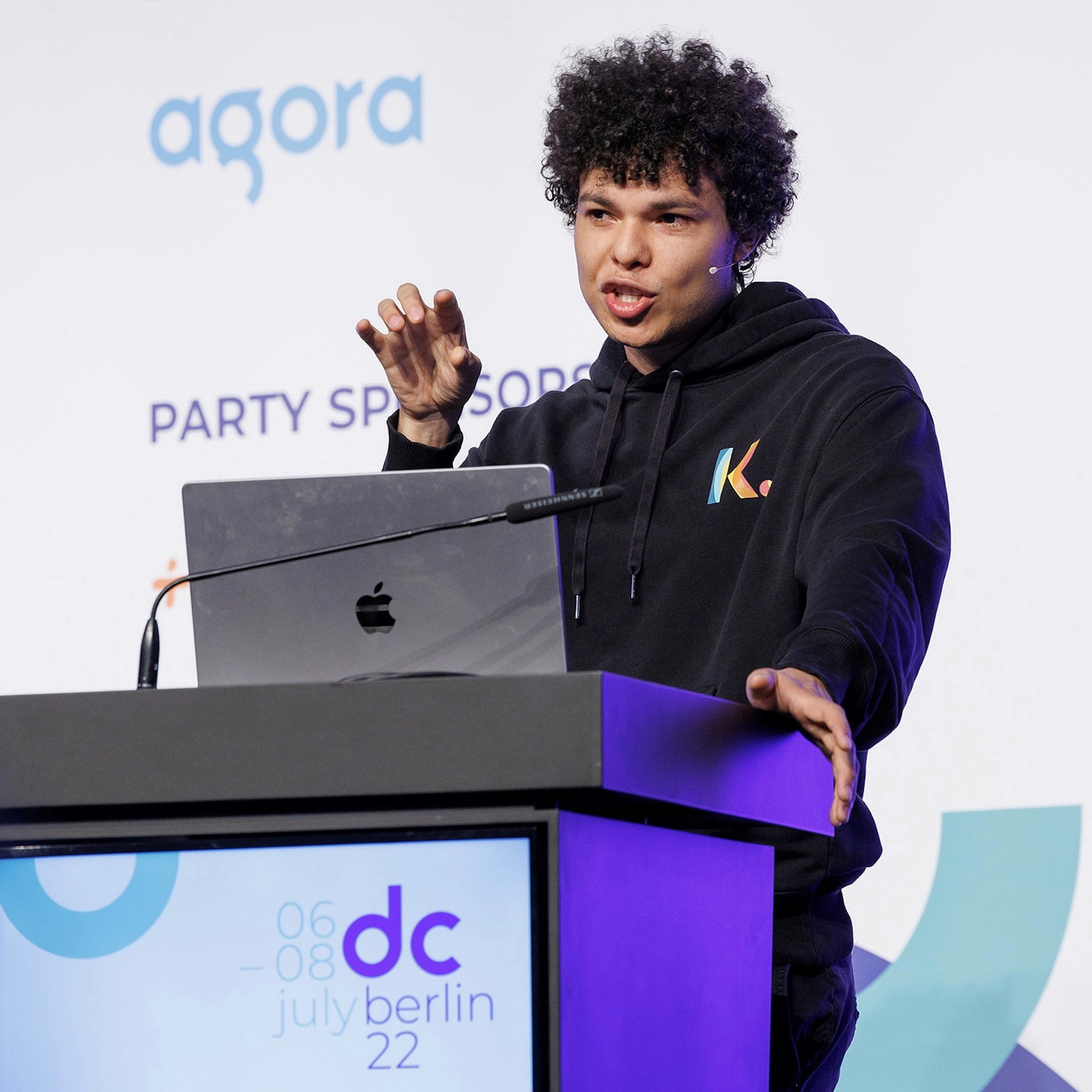 Android Benchmarking and Other Stories at Droidcon Berlin - Photo 2